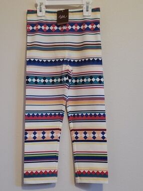 NWOT Tea collection Capris Size 8